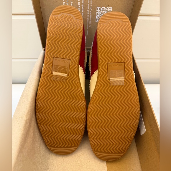 Dolce Vita Limit Sneakers - Crimson - Picture 4 of 9